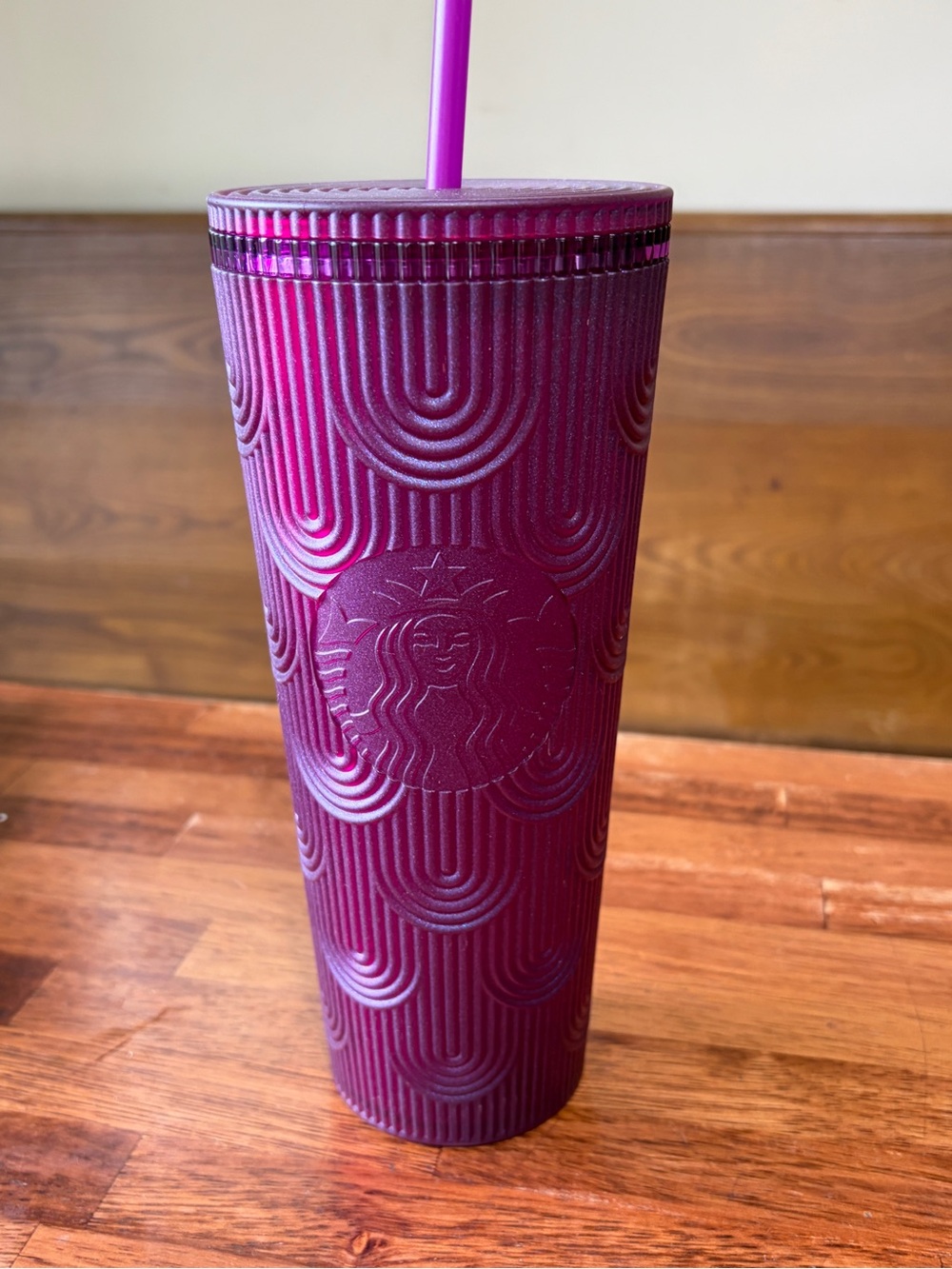 Starbucks 2024 Venti Spring Metallic Magenta Cold Cup